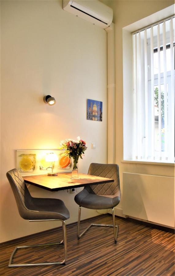 Studio-apartment Augarten Apartment Vienna