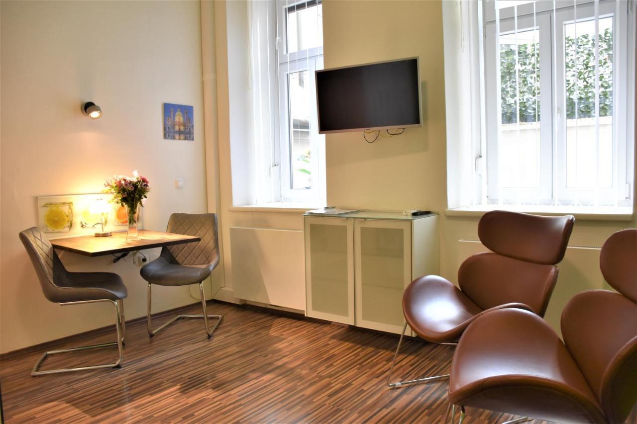 Studio-apartment Augarten * Vienna